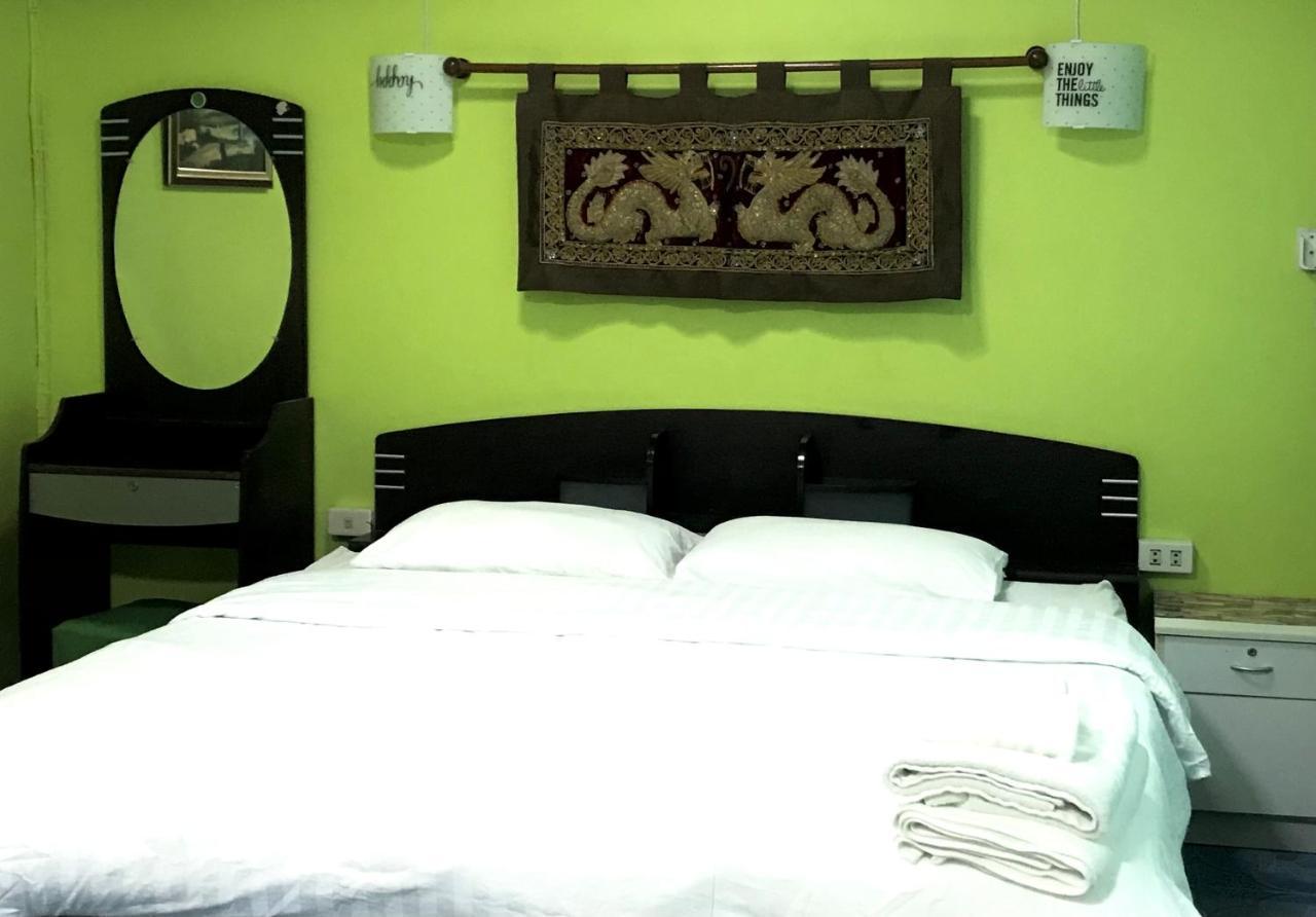 Swan Inn 2 Nana Банкок Екстериор снимка